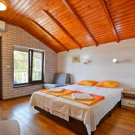 Bela Guest house