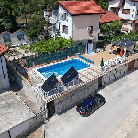 Bela