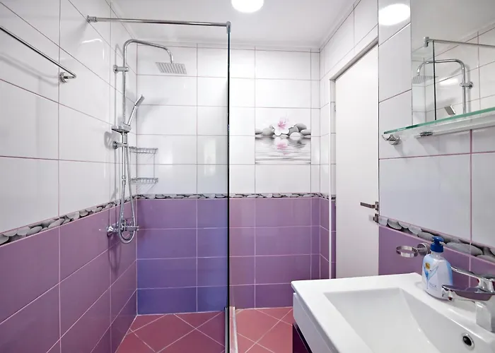 Guest house Bela Balchik